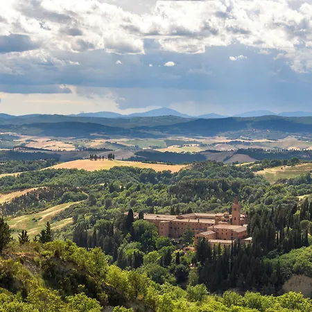 Diffuso Borgo Santo Hotell Asciano