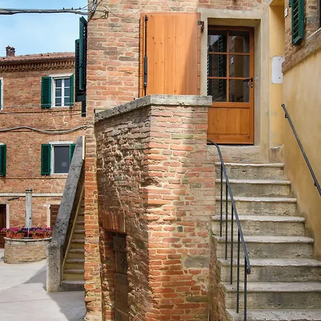 Diffuso Borgo Santo 3*