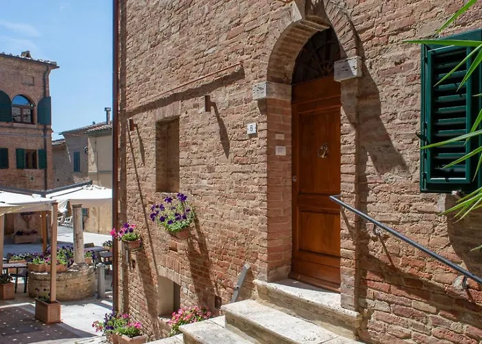 Diffuso Borgo Santo Hotel *